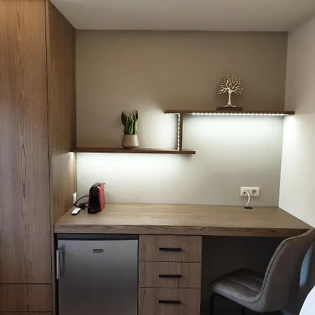 Olive Deluxe Karditsa